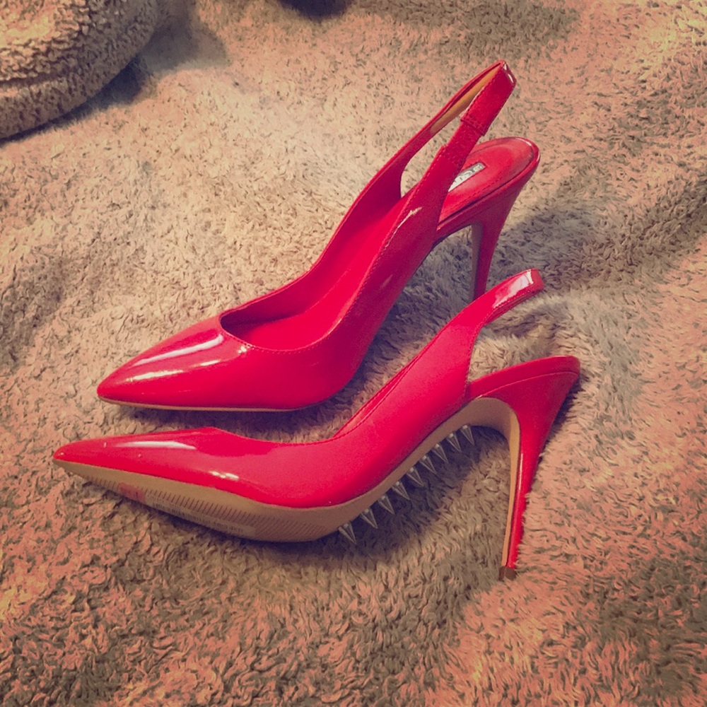 Candy red BCBG 3 1/2 inch high heels